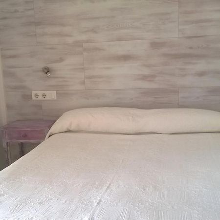 Hostal Paris Ciutadella Ciutadella  Habitación foto