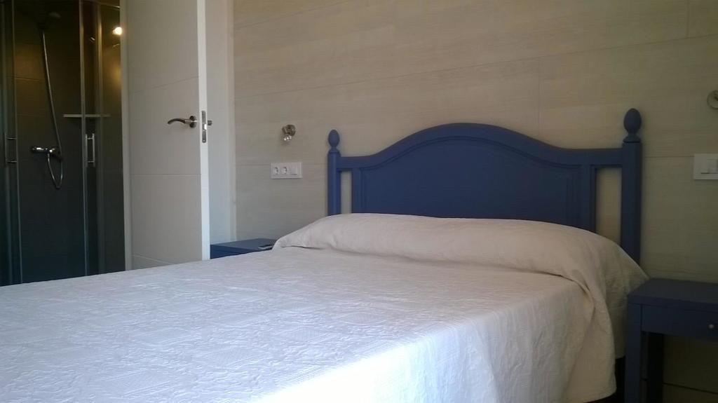 Hostal Paris Ciutadella Ciutadella  Habitación foto