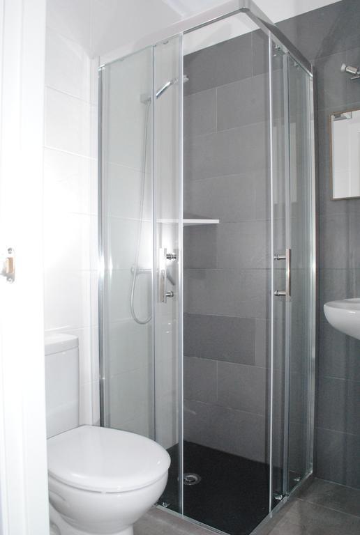 Hostal Paris Ciutadella Ciutadella  Habitación foto